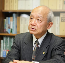 先代代表弁護士 山田 滋